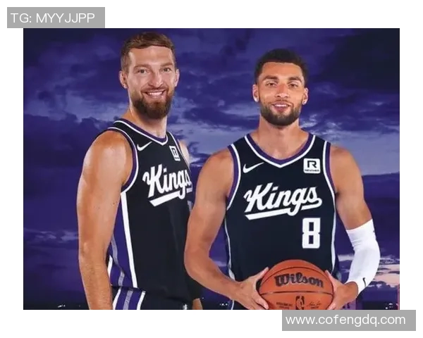 哈珀谈福克斯和卡斯尔：我们的三人组会很恐怖 都想看到彼此成功